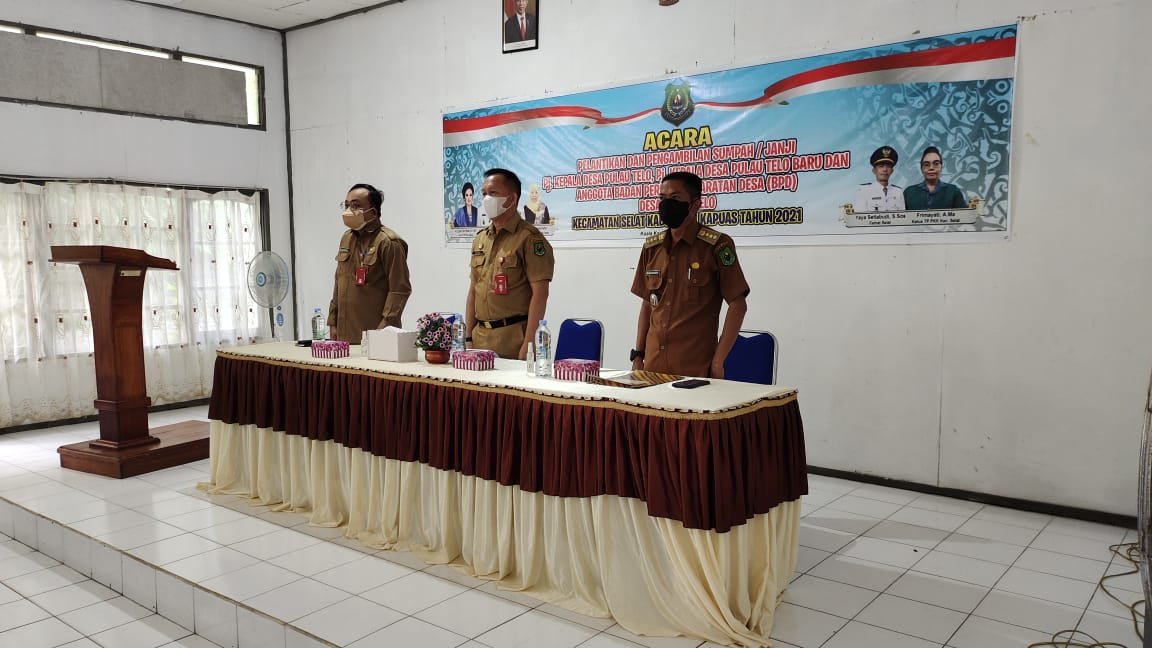 Sekda Lantik 2 Orang Kepala Desa dan Anggota BPD di Kecamatan Selat