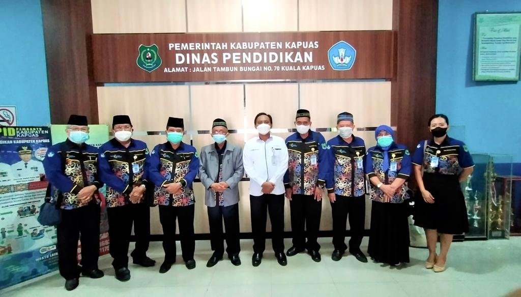 Disdik Dan Dewpen Perkuat Bidang Pendidikan Wujudkan Mutu Pendidikan Semakin Baik. 