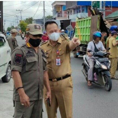 Imbau Masyarakat Agar Tidak Mendirikan Bangunan di Atas Drainase Trotoar