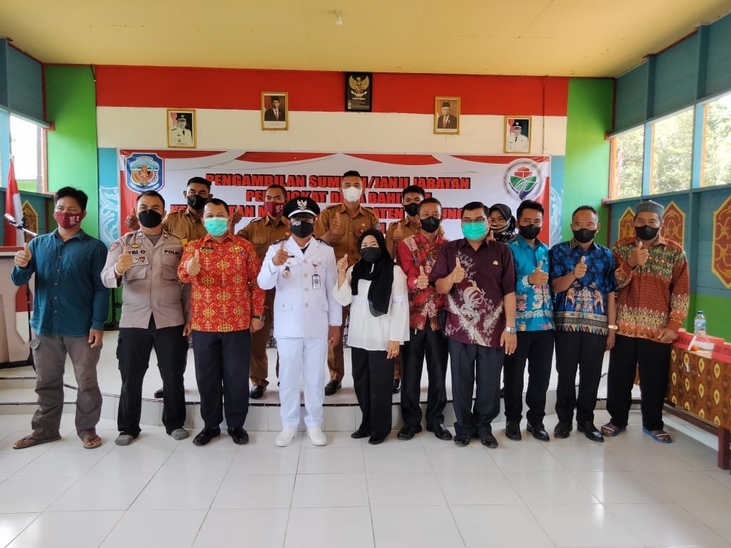Pemdes Bahitom Lantik 5 Perangkat Desa Yang Baru