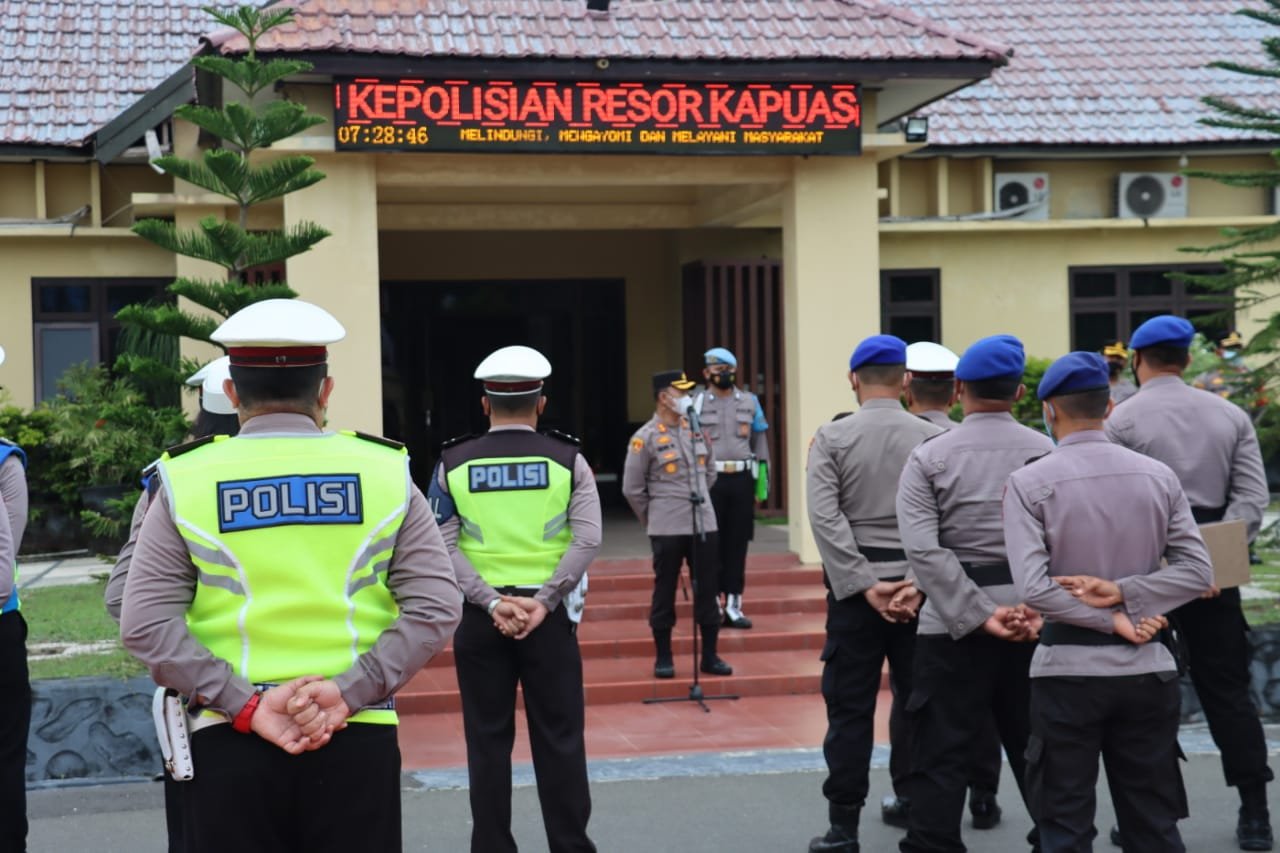 Pimpin Apel Perdana, Ini Arahan Kapolres Kapuas Saat Apel Pagi
