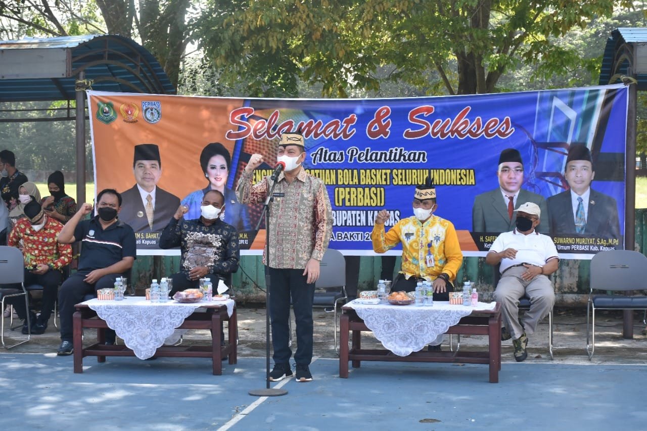Ben Brahim Lantik Pengurus Perbasi Kapuas Masa Bakti 2019-2023