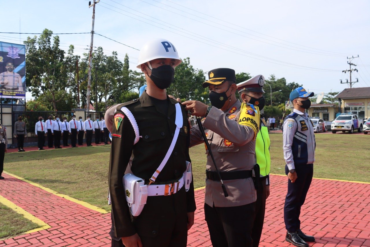 Kapolres Pimpin Apel Gelar Pasukan Operasi Keselamatan Telabang Tahun 2022