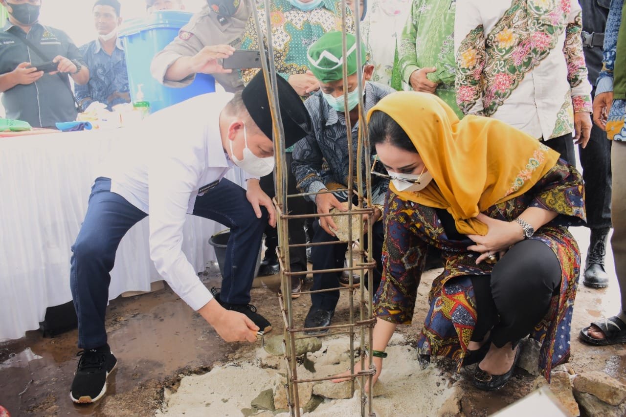 Ben Brahim Hadiri Peletakan Batu Pertama Pembangunan Pondok Pesantren NU