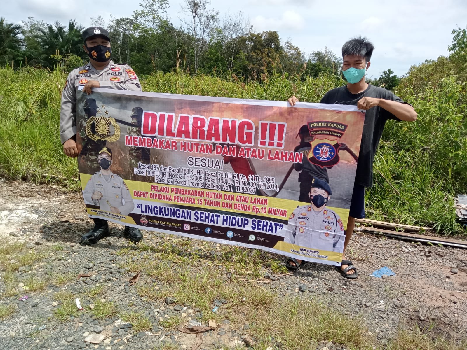 Polsek Kapuas Barat Tak Pernah Bosan Berikan Sosialisasi Bahaya Karhutla Pada Warga