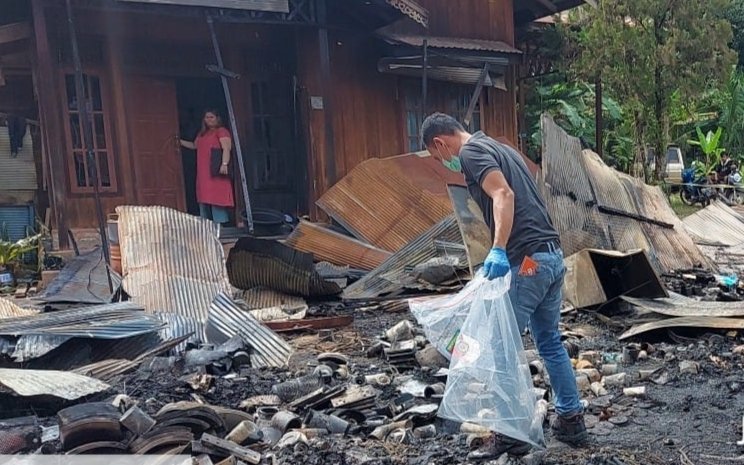 Polisi Selidiki Kebakaran Toko di Desa Jaweten Bartim