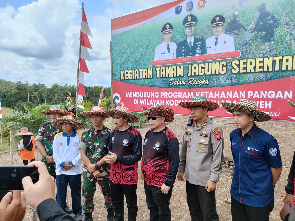 Bupati Mura Pimpin Gerakan Perdana Tanam Jagung Dalam Rangka Dukung Ketahanan Pangan