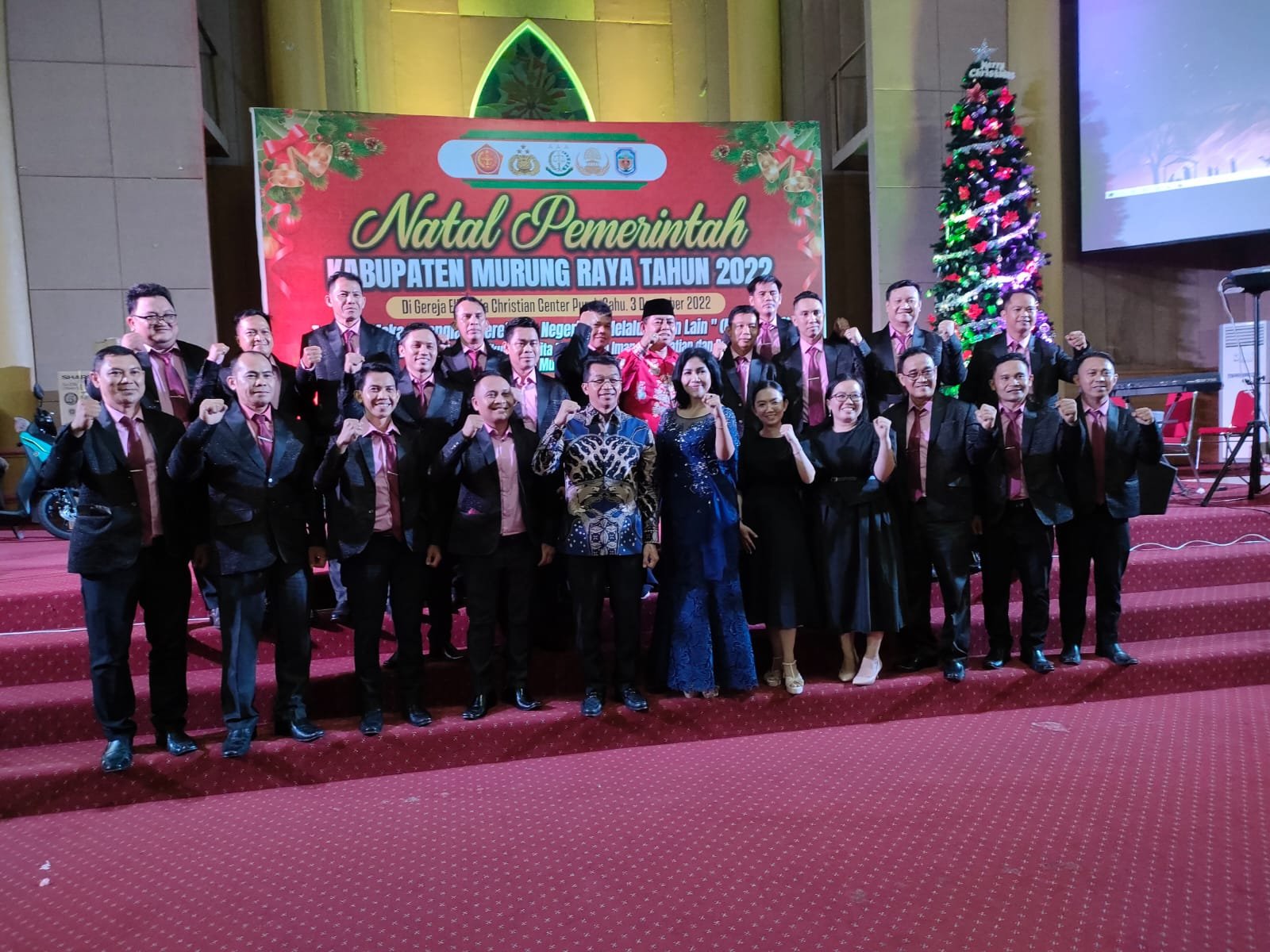 Semarak Perayaan Natal Pemkab Mura 2022 Dipenuhi Hikmat dan Suka Cita