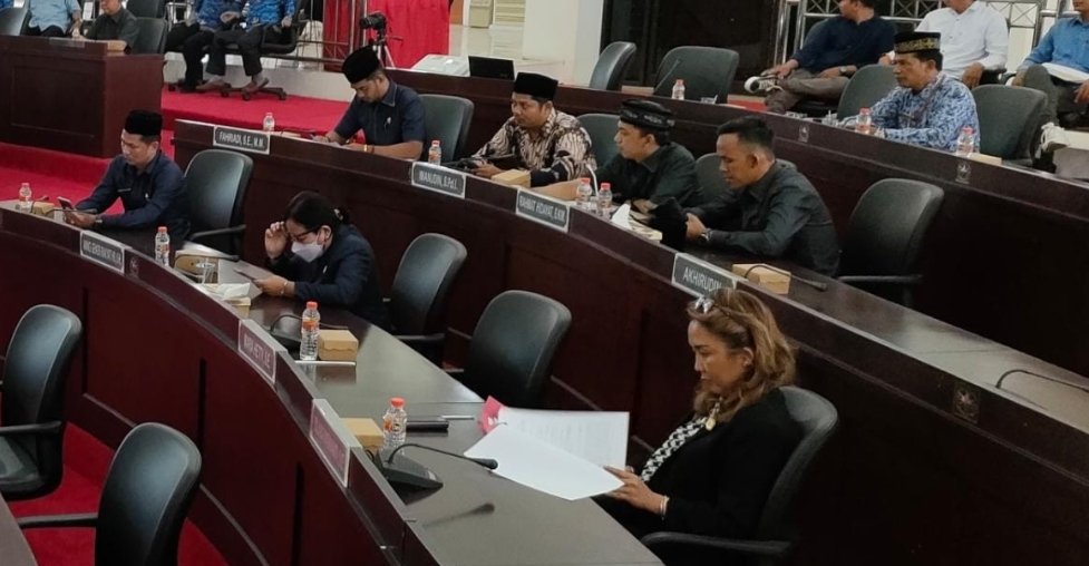 Paripurna Jawaban Pemkab Terkai Pandangan Fraksi Dewan