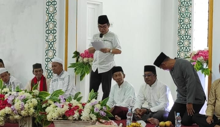Bupati Bartim Hadiri Peringatan Isra Mi’raj Nabi Muhammad SAW di Desa Lampeong