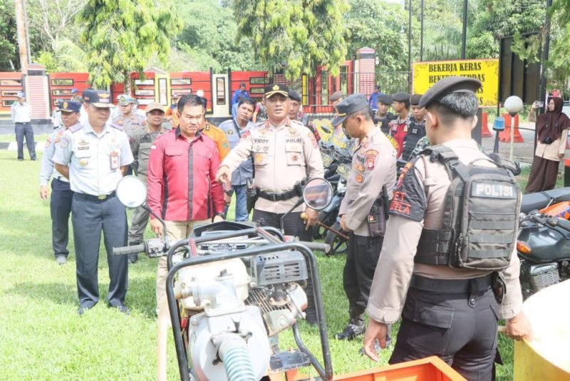 Polres Bartim Gelar Apel Personel Dan Sarpras Terkait Penanganan Karhutla
