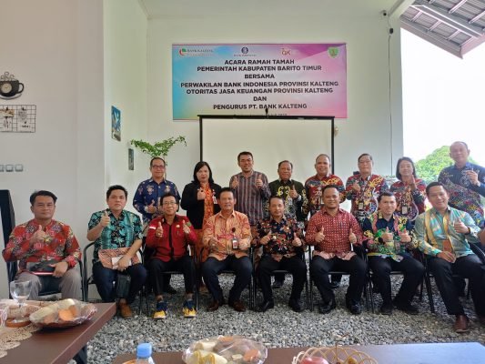 Direktur Bank Kalteng Sampaikan Pemenuhan Modal Inti dengan Pemkab Bartim Bartim