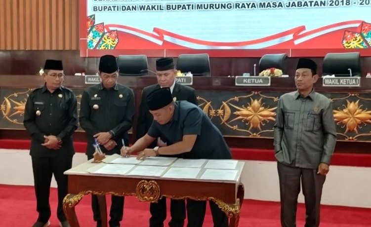 DPRD Murung Raya Paripurna Usulan Pemberhentian Bupati dan Wakil Bupati