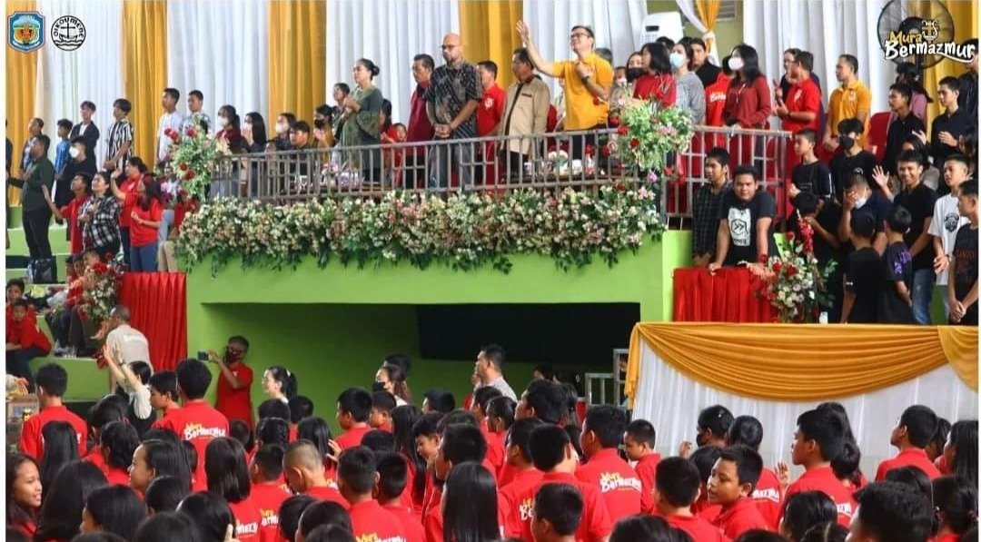 Ribuan Umat Kristiani Ikut Murung Raya Bermazmur