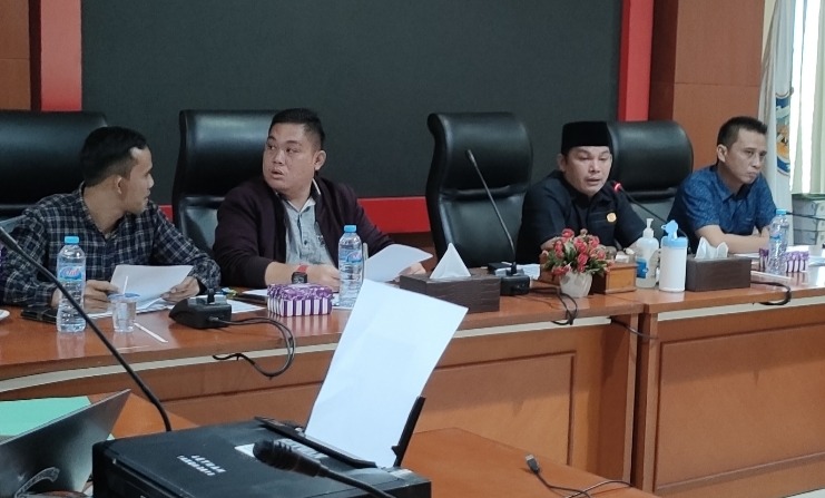 DPRD Rapat Dengan Pedagang Alun-alun