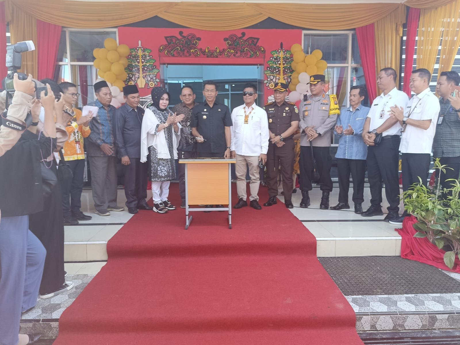 Momentum Berkesan Diujung Akhir Masa Jabatan Bupati Murung Raya Dr Perdie M Yoseph, MA  