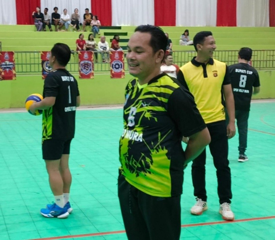 Waket II DPRD Apresiasi Turnamen Voli Bupati Cup 2023