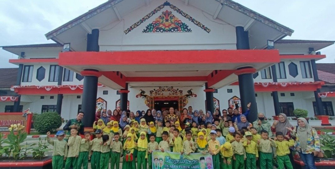 Asisten II Sekda Sambut Kunjungan Puluhan Anak TK