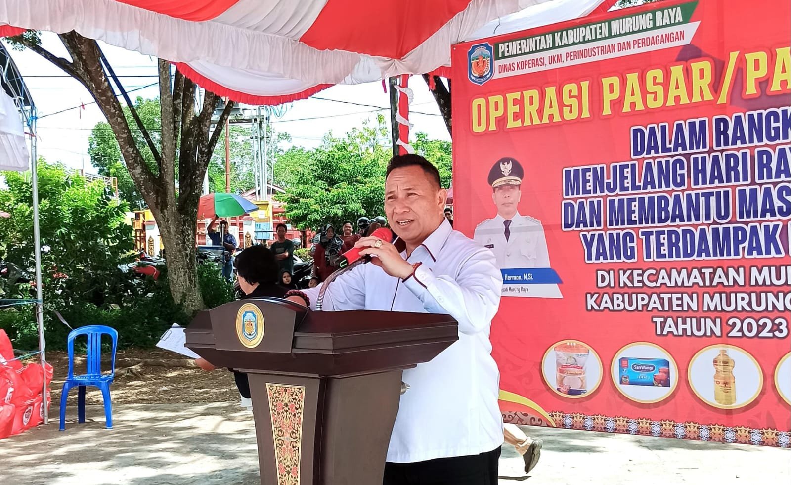 Ketua DPRD Murung Raya, Dr. Doni., S.P., M.Si : Tidak Ada Istilah Kata Putus Dalam Memberikan Pelayanan Prima Kepada Masyarakat