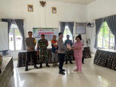 Kegiatan acara CSR PT. Indomuro Kencana ( IMK_) Penyerahan Bantuan Pencegahan Stunting Aula Puskesmas Data Kotou Kecamatan Tanah Siang Selatan .