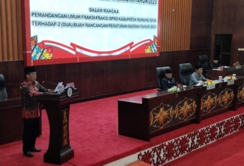 Fraksi PDIP Sampaikan Pandangan Dua Raperda