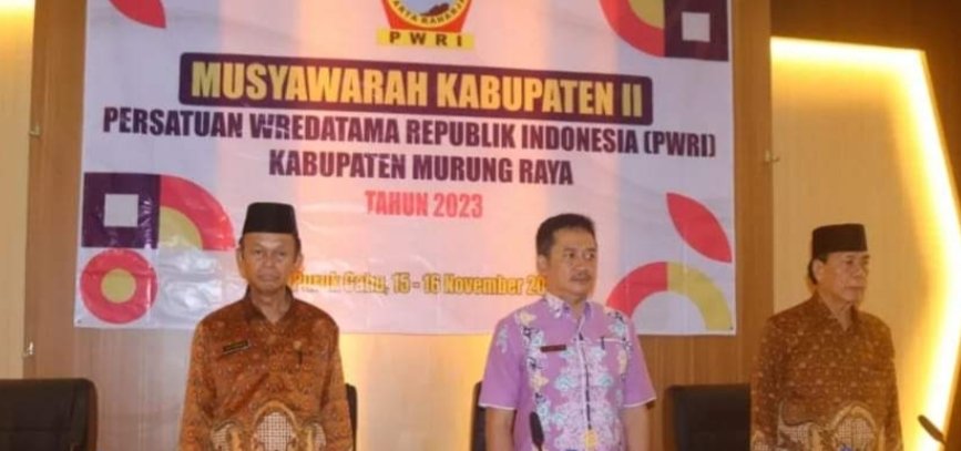 Asisten Sekda Buka Muscab II PWRI