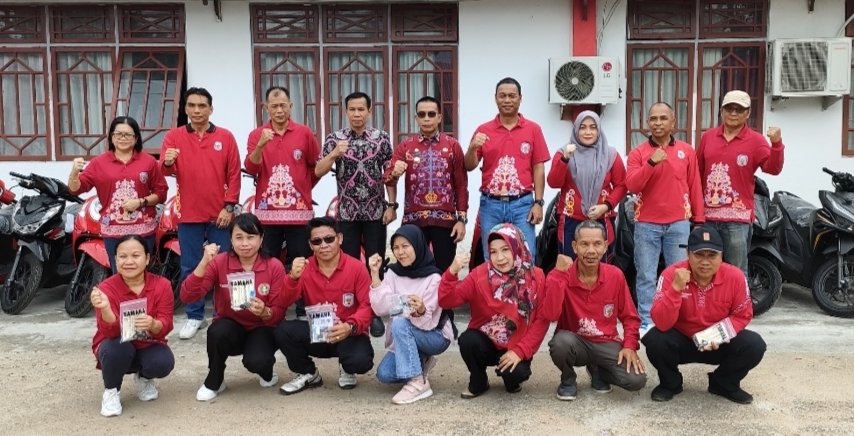 Guru di Pelosok Murung Raya Dapat Sepeda Motor Dinas