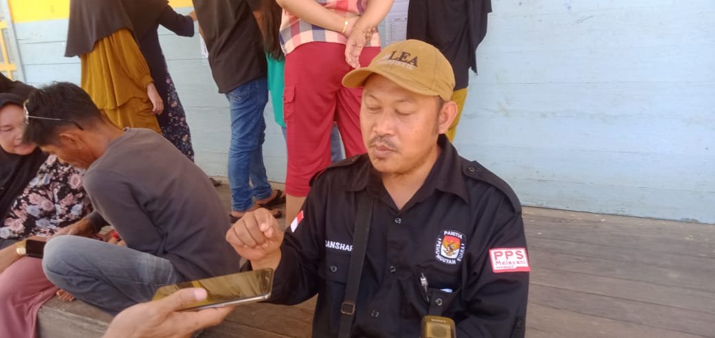 Pemungutan Suara di Desa Muara Tuhup Kondusif