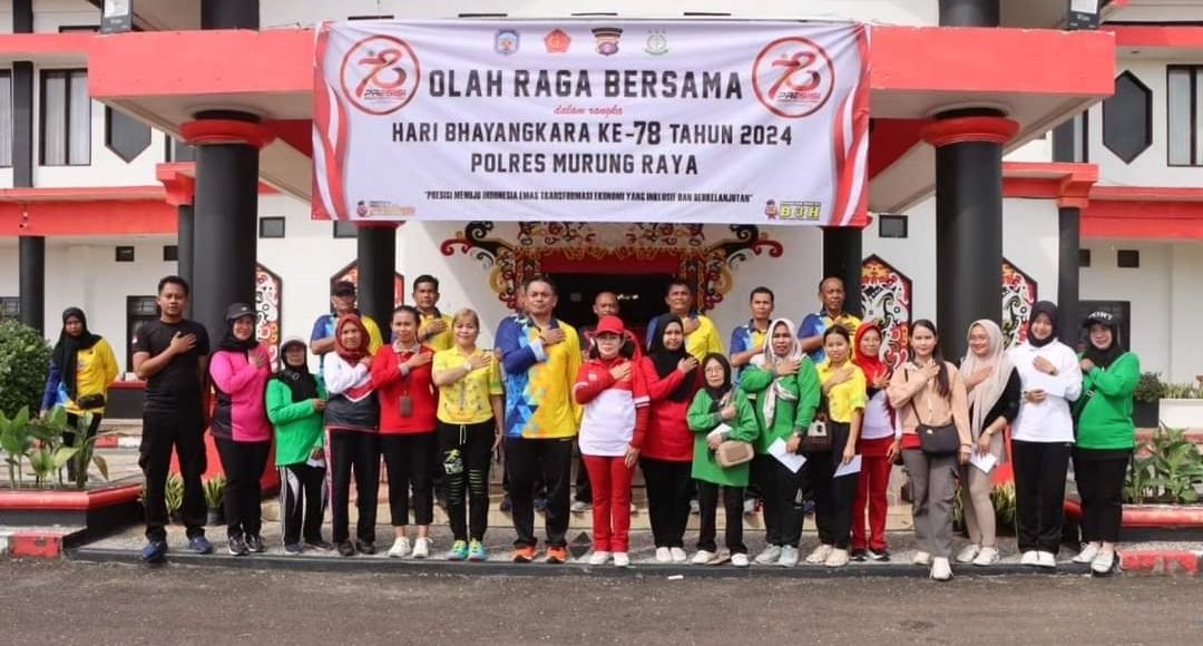 Sambut Hari Bhayangkara ke-78, Polres Mura, TNI dan Forkopimda Olahraga Bareng