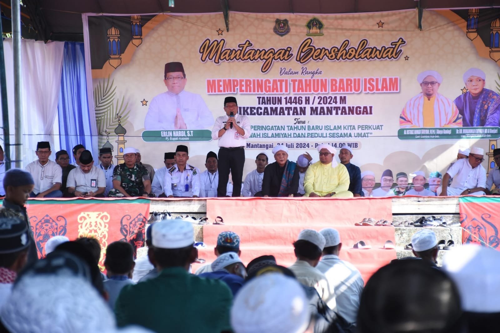 Hadiri Mantangai Bersholawat, Erlin Hardi Ajak Masyarakat Perbanyak Bersholawat