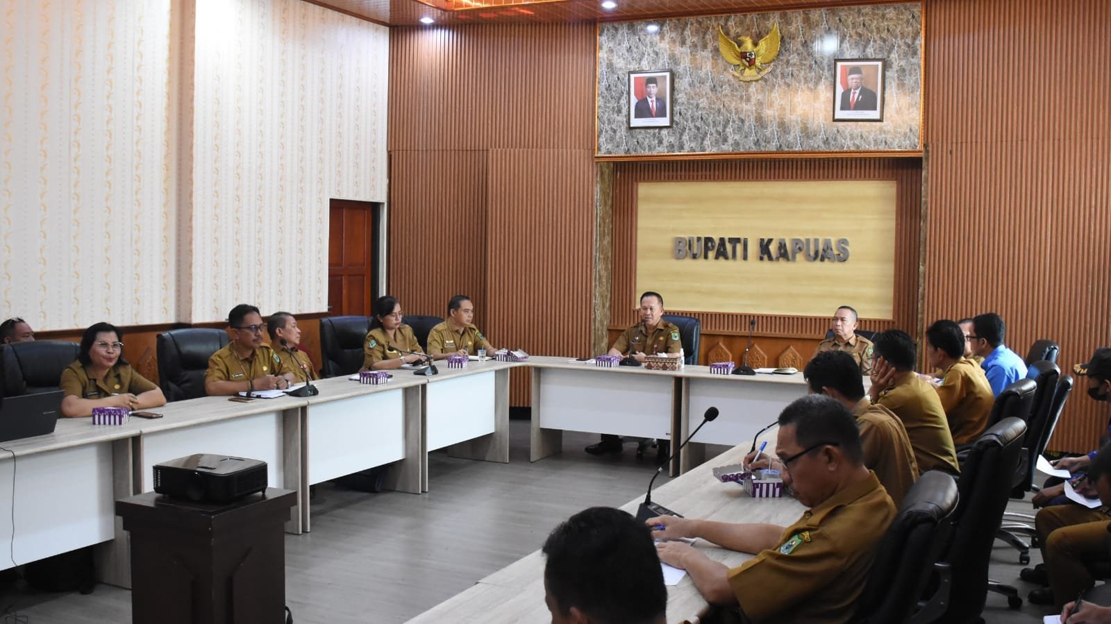 Septedy Pimpin Rakor Penyelenggaraan Pertemuan Raya II Bapak GKE se-Indonesia 2024