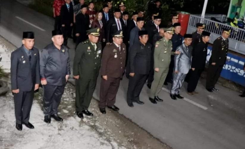 Doni dan Forkopimda Hadir Apel Malam Renungan Suci
