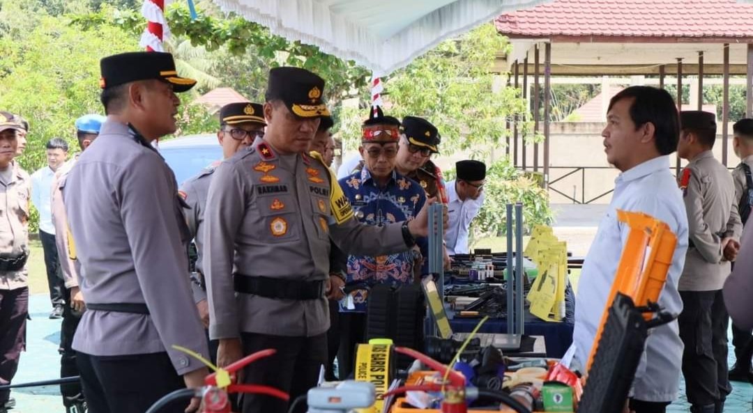 Pastikan Siap Hadapi Pilkada 2024, Wakapolda Kalteng Cek Kesiapan Polres Murung Raya
