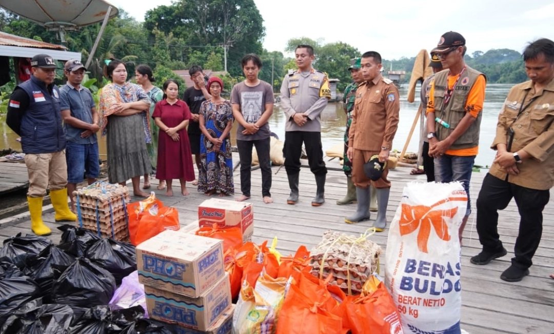 Cepat Tanggap, Pemkab Mura Salurkan Bantuan Untuk Korban Banjir