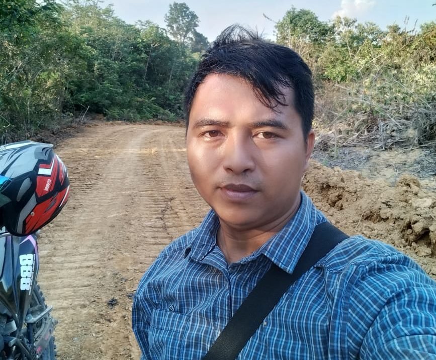 Pemdes Dirung Pundu Salurkan Bantuan Dari Pemprov Kalteng 126 Unit Panel Surya ke Masyarakat … !!!