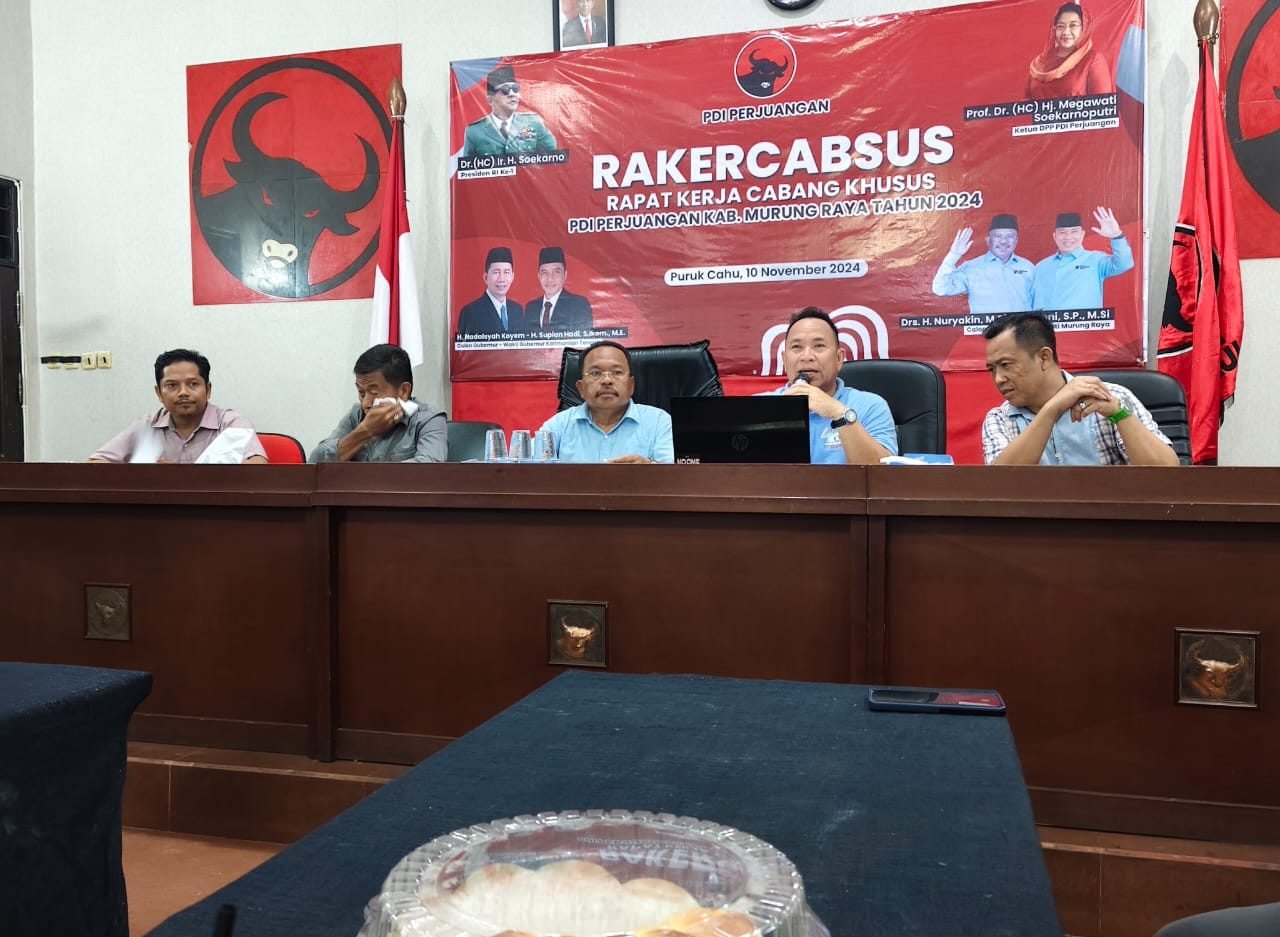 PASANGAN NURYAKIN – DONI BERSAMA TIM PEMENANGAN GELAR KONFERENSI PERS  … SAMPAIKAN HASIL REAL COUNT !!  