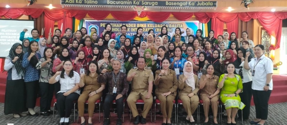 Kader Bina Keluarga Balita Holistik Mura Diberi Pelatihan