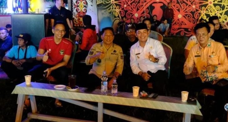 Bupati dan Wabup Nobar Laga Timnas Indonesia Versus China