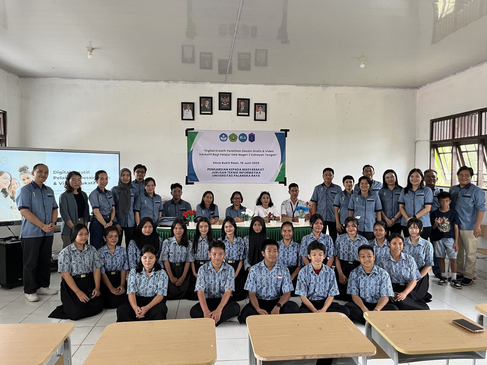UPR Gelar Pelatihan Desain Grafis dan Video Edukatif di SMA Negeri 2 Kahayan Tengah