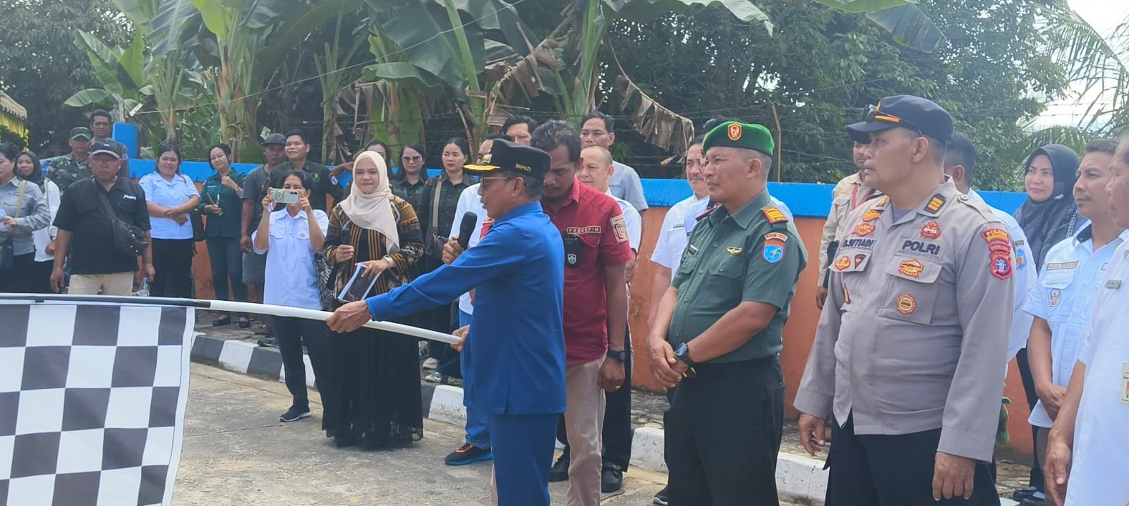 Pemkab Murung Raya Salurkan Bantuan Pangan Beras