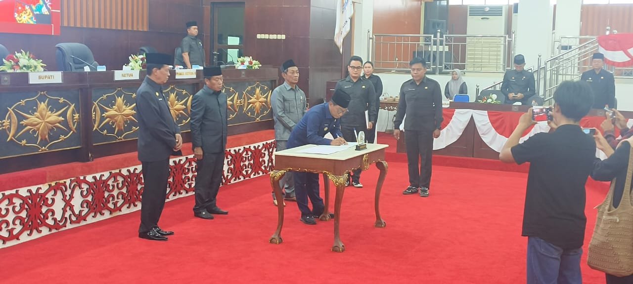 Sah! DPRD Murung Raya Setujui Raperda RPJMD Menjadi Perda
