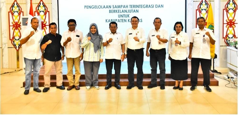 Bupati Hadiri Pertemuan Dengan Tim Ahli/Praktisi Sampah Dewan Pimpinan Nasional(DPN).