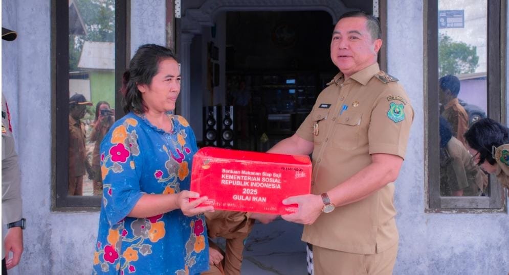 Respon dan Apresiasi, Wakil Bupati Serahkan Bantuan Korban Kebakaran