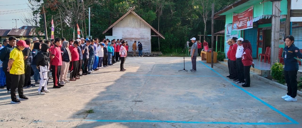 Hari Aksi Bhakti Sosial, Sekda Bersama Karang Taruna Laksanakan Jum’at Bersih