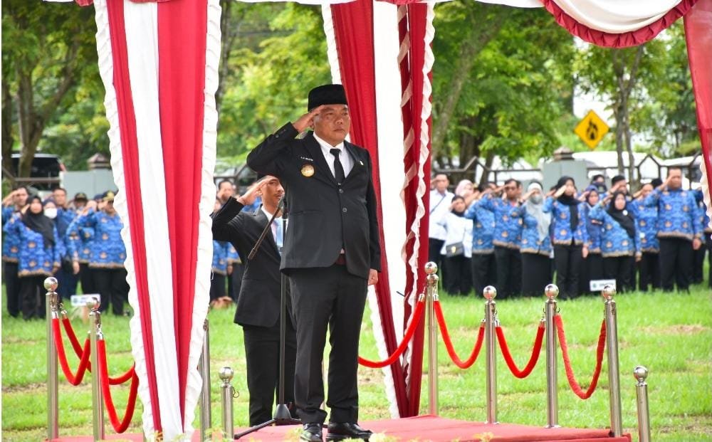 Bupati Pimpin Apel Peringati Hari Pahlawan dan Hari Kesehatan Nasional ke -61