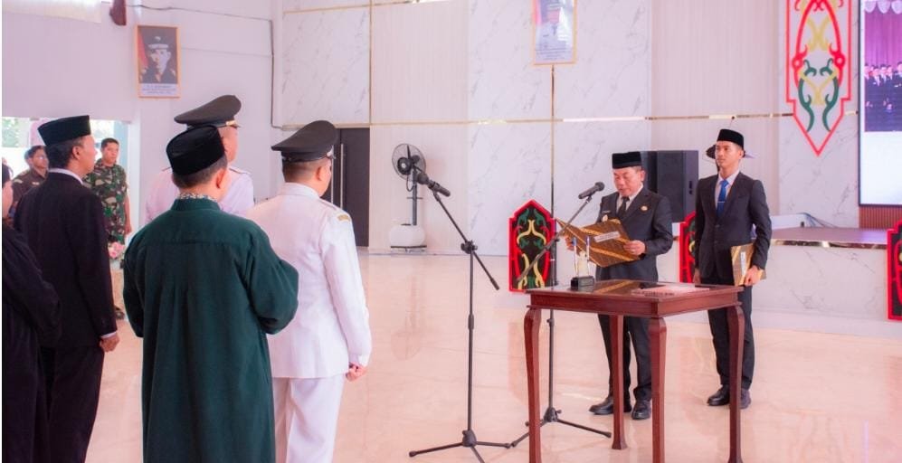 Bupati Kapuas Lantik 71 Pejabat Manajerial dan Kepala Puskesmas