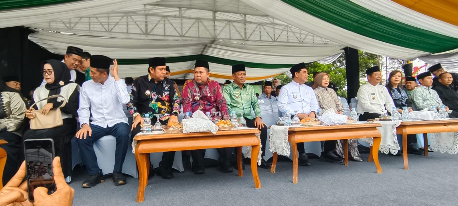 Bupati Heriyus Motivasi Kafilah Mura dalam Pawai Taaruf MTQH XXXIII