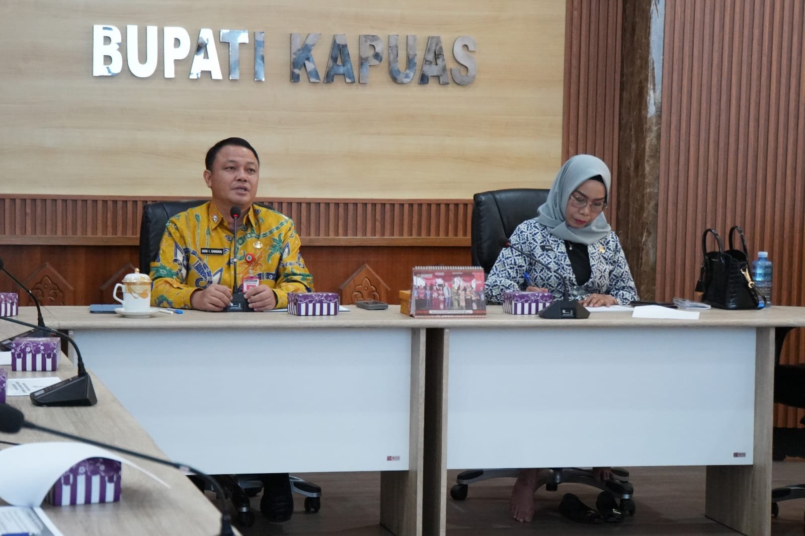 Sekda Kapuas Pimpin Rapat Evaluasi Kinerja Direktur Perumdam Tirta Pambelom Triwulan III