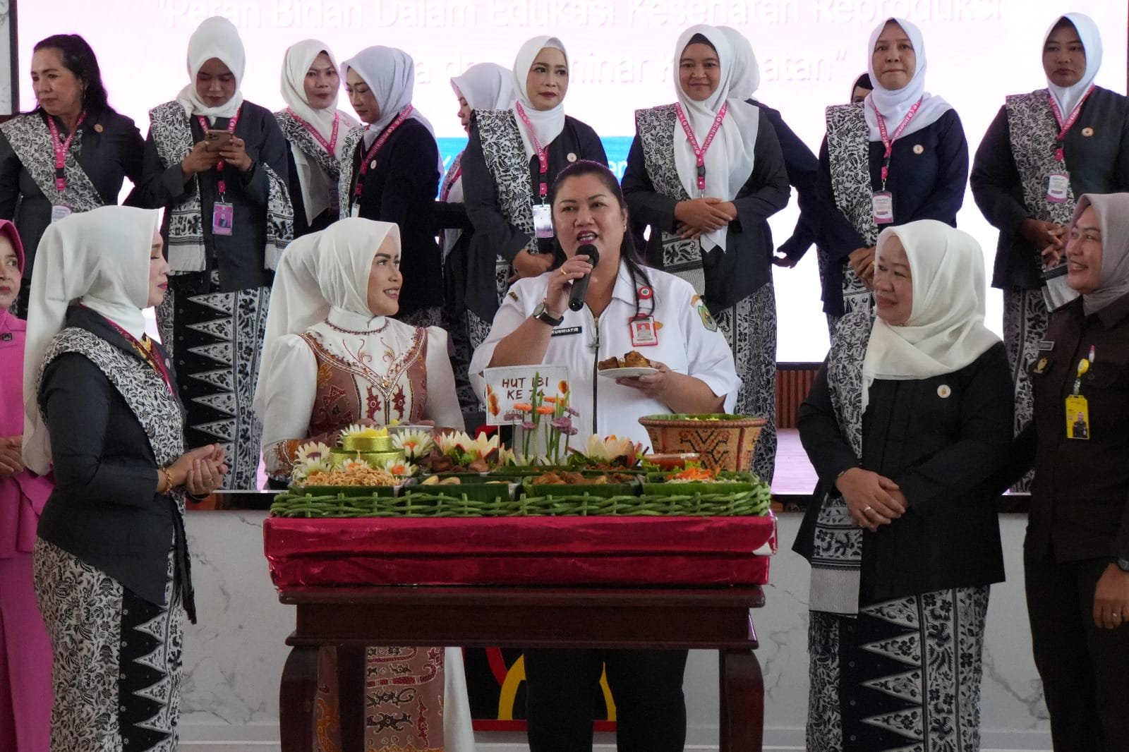 Peringati HUT ke-74, IBI Kapuas Teguhkan Komitmen Bidan sebagai Garda Terdepan Kesehatan Remaja