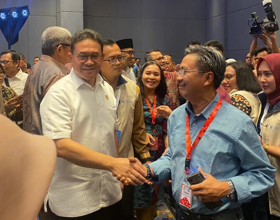DPPKUKM Kabupaten Kapuas Rapat Kerja Nasional Pemantauan Barang Kebutuhan Pokok Tahun 2025